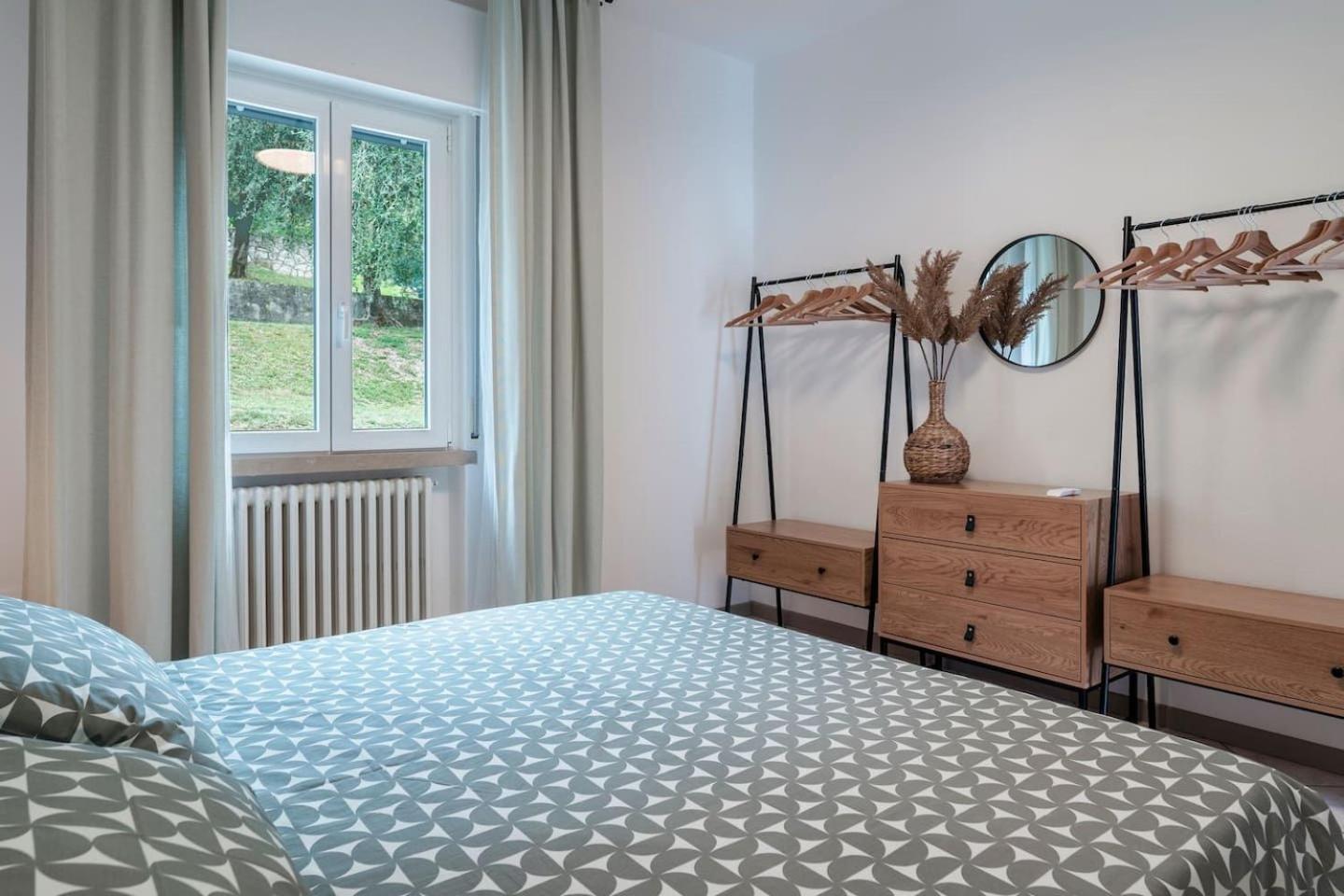 Finestra Sul Lago Malcesine Apt Riva Ngoại thất bức ảnh